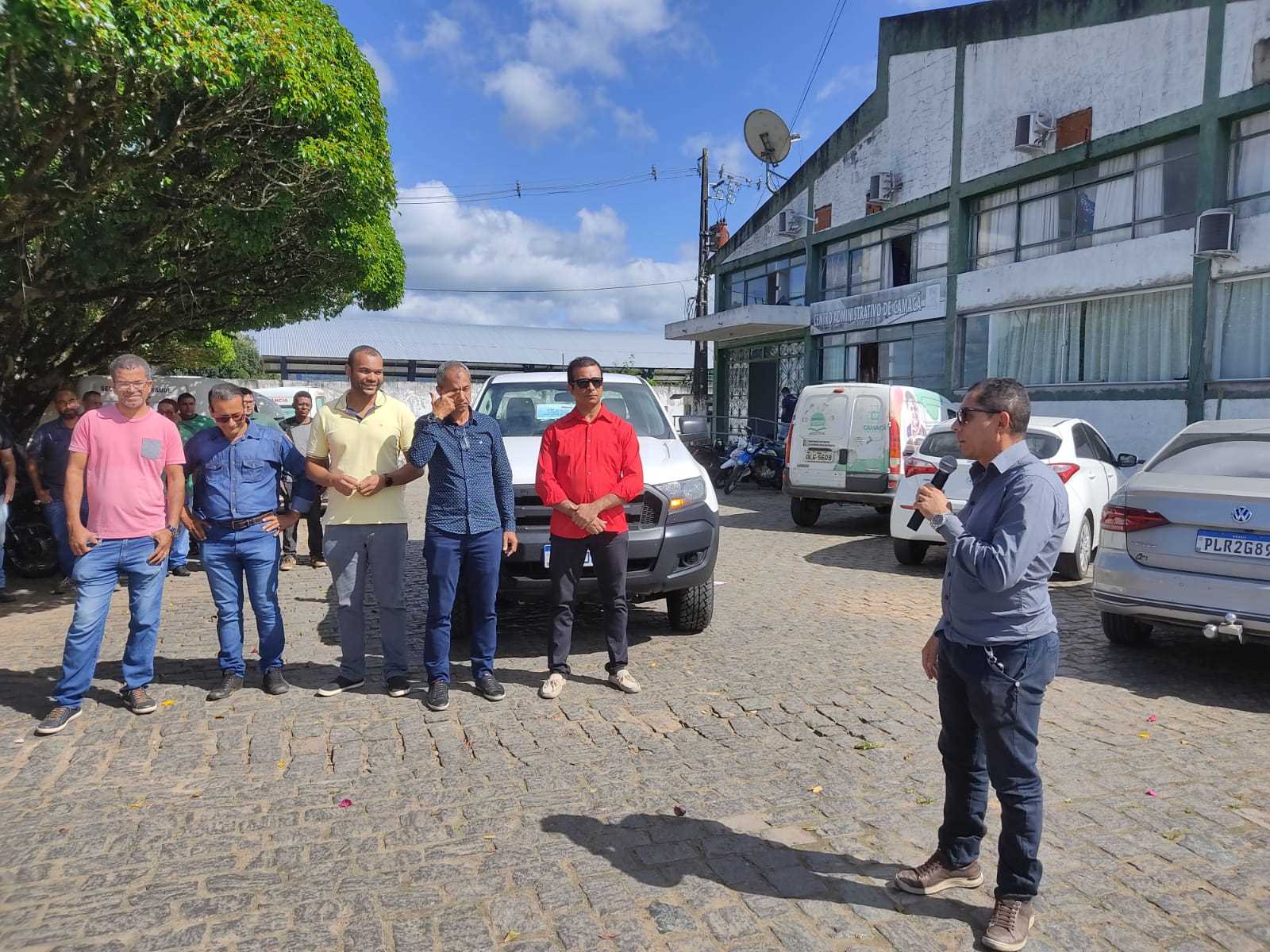 Camacã: Prefeito Paulo do Gás vai a Salvador recebe uma Ranger zero km e mais atrações para o Arraiá do Xenhenhém


